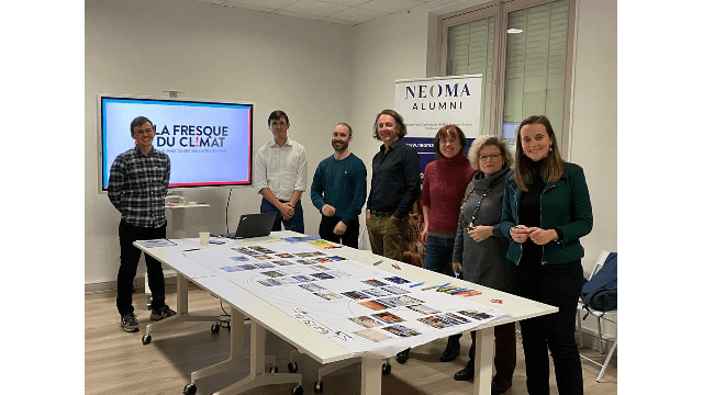 Atelier Fresque du Climat: Sensibilisation aux enjeux environnementaux