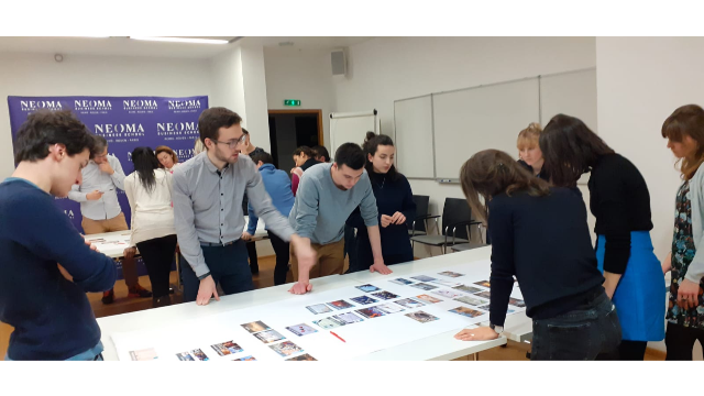 Les alumni créent leurs fresques du climat !