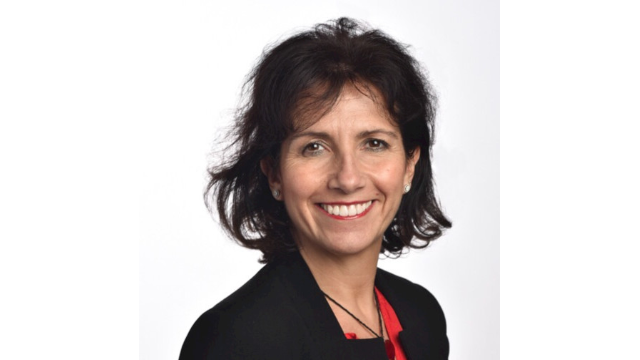 Elina Badetz est promue directeur des services tertiaires d'EDF