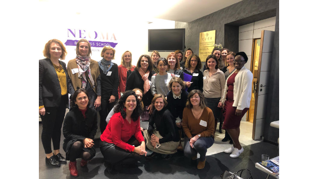 Connaissez-vous LIFT, le programme de Mentoring de NEOMA au Féminin ?