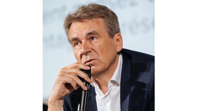 Eric Scherer est promu directeur de l'innovation et de la prospective de l'information de France Télévisions