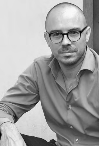 Golden boy to piano man